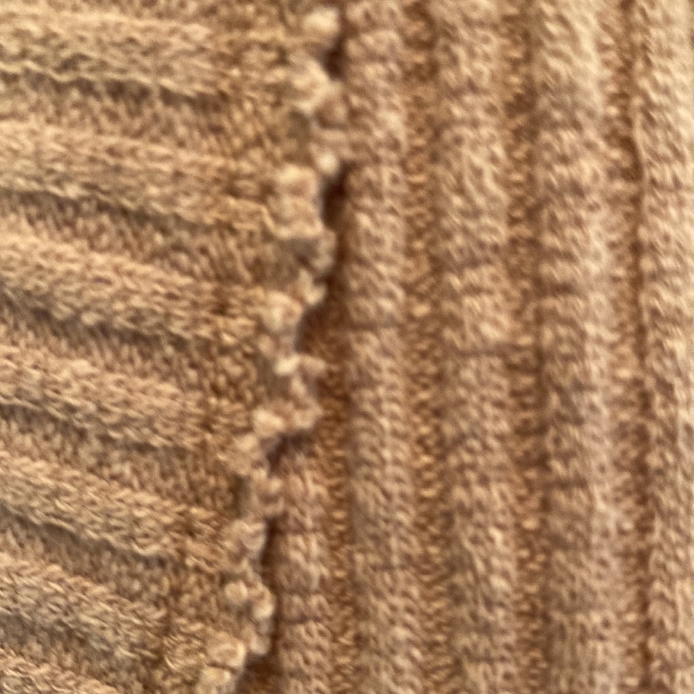 Knit crop top - Picture 3 of 7